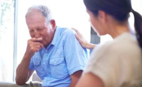 Doctors ‘need to start early conversation with patients about dying’