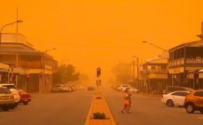Australia dust storm: Health warning as skies change colour