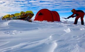 US man finishes solo race across Antarctica