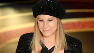 Michael Jackson: Barbra Streisand apologises for abuse remarks