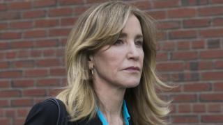 Felicity Huffman to plead guilty in college admissions scandal